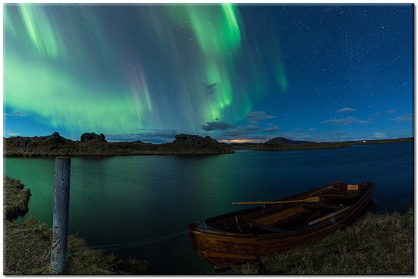 tableau sur toile, astronomie, aurora-boreales, autres-paysages, bateaux-navires, bleu, ciel, divers, etoiles, lacs, marron, paysages, vert