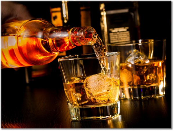 tableau sur toile, aliments-boissons, bars, beige, boissons, divers, jaune, marron, nature-morte, noir, orange, rouge, whisky